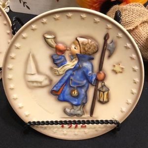 M.I. Hummel 1972 Vintage Germany Plate